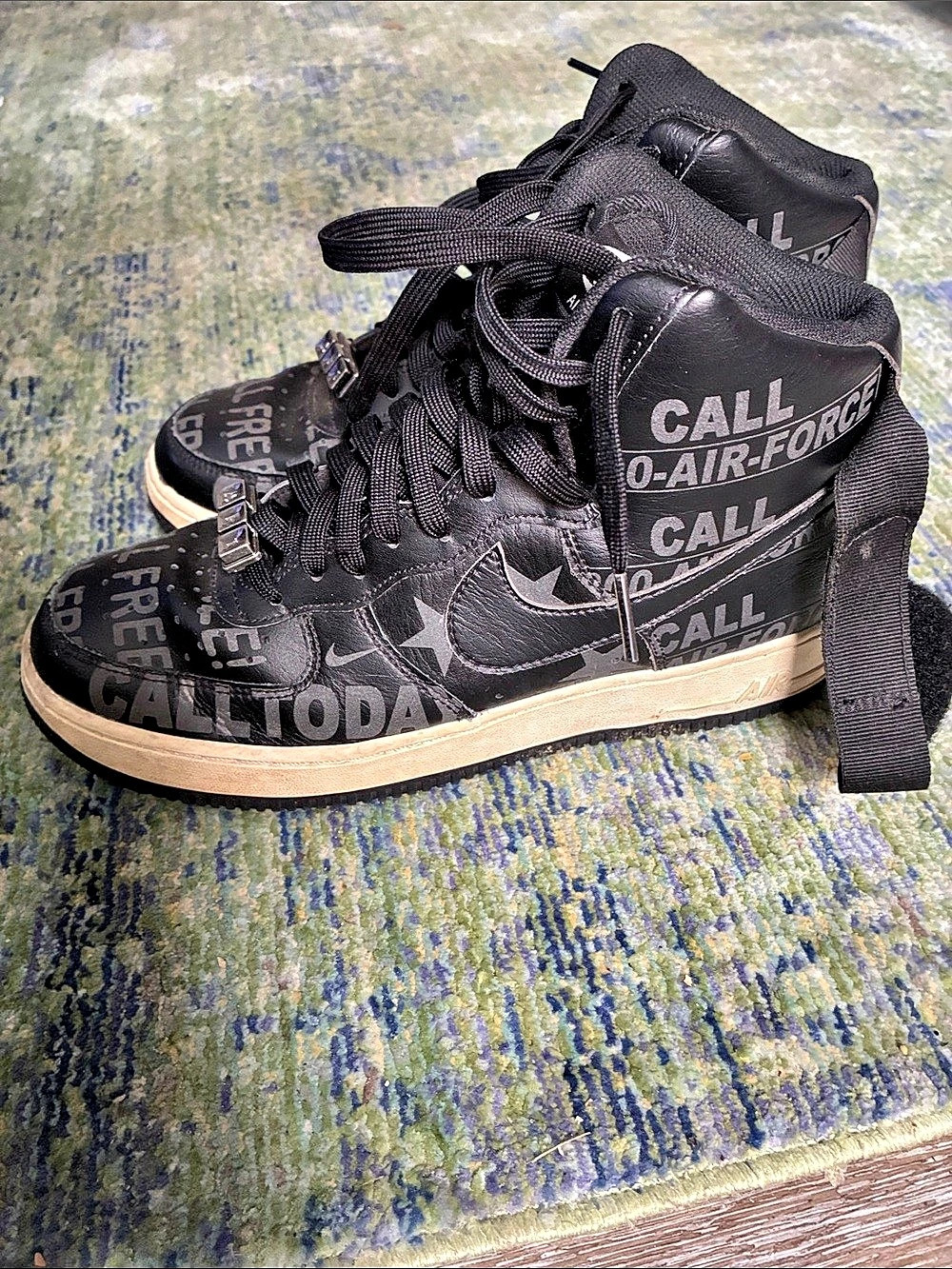 Nike Air Force 1 High '07 LV8 1-800-AIR High Top Sneakers in Black